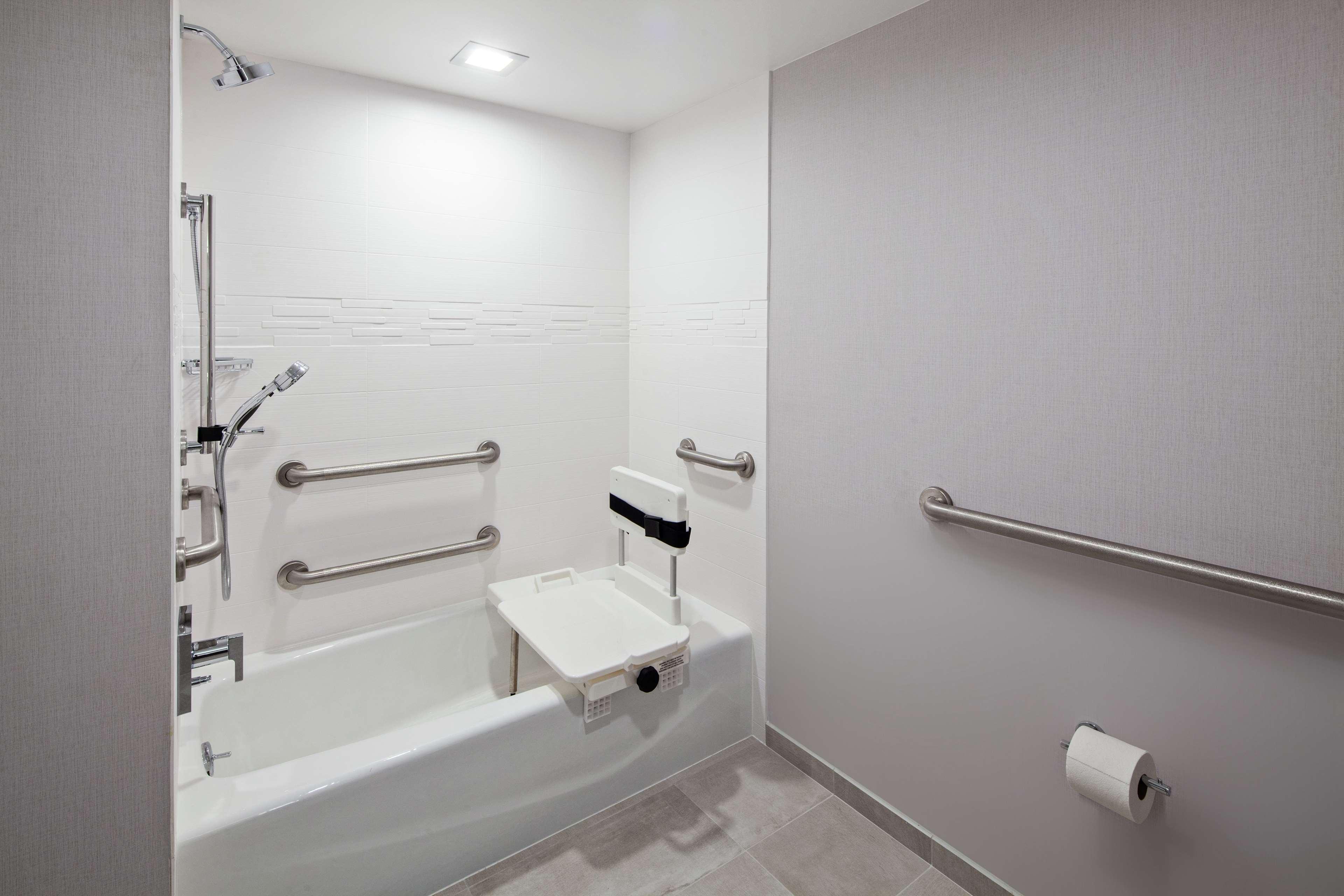Homewood Suites By Hilton San Diego Central Экстерьер фото