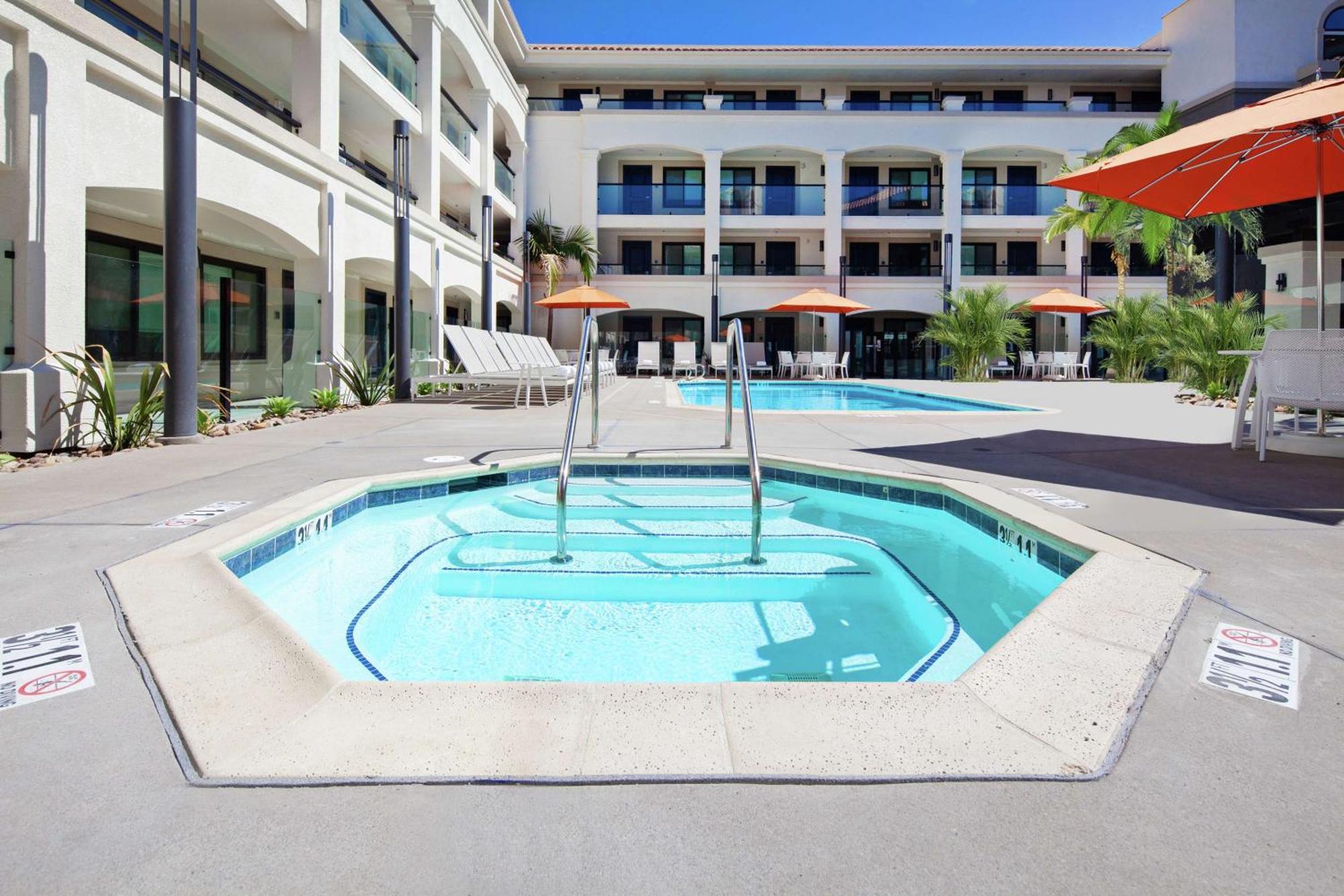 Homewood Suites By Hilton San Diego Central Экстерьер фото