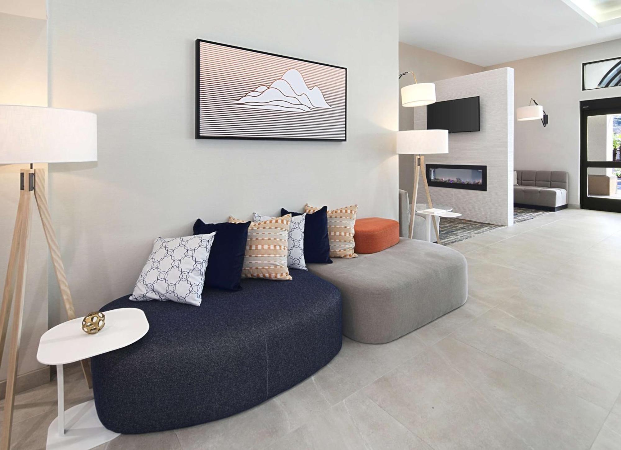 Homewood Suites By Hilton San Diego Central Экстерьер фото