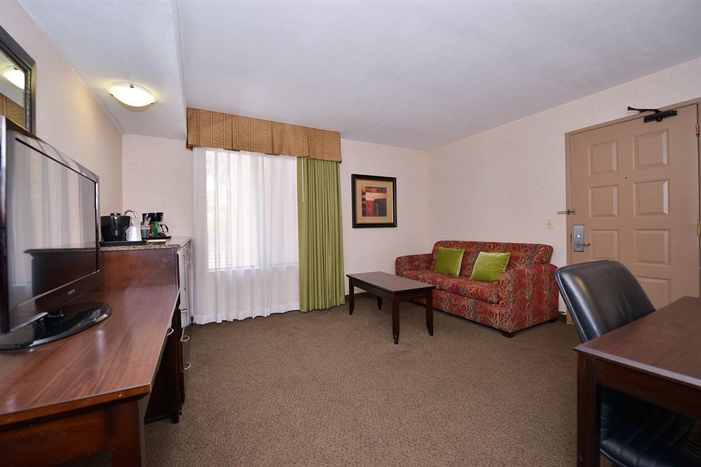 Homewood Suites By Hilton San Diego Central Экстерьер фото